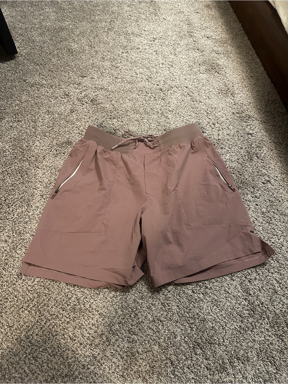 lululemon athletica Men's Dusty Rose Performance Shorts